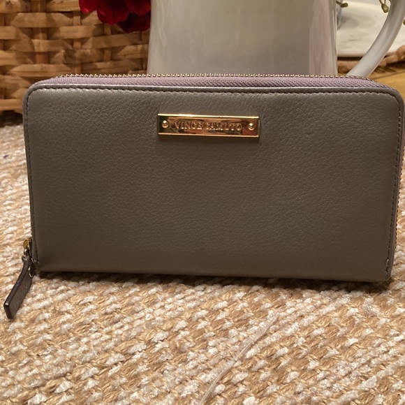 Vince Camuto Gray Women's Wallet - Picture 1 of 11